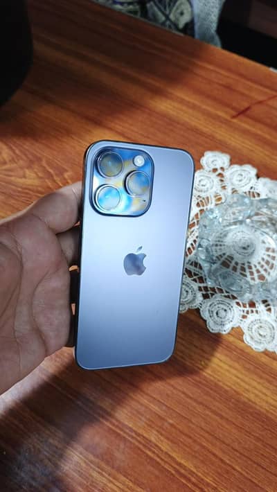 iphone 14 pro USA model LLA 10/10 condition NEW device