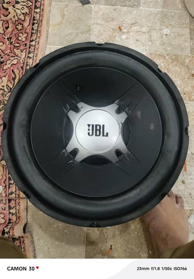 JBL sub woofer