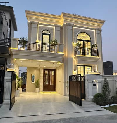 5 MARLA OUTCLASS LUXURY BUNGALOW AVAILABLE FOR RENT IN DHA PHASE 9