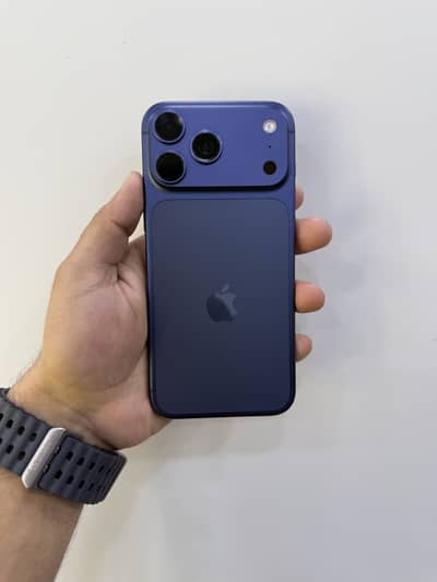 iPhone 17 Pro Max Blue 256 127cc