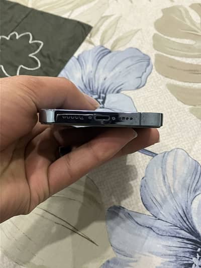 I phone 13 pro factory 256gb