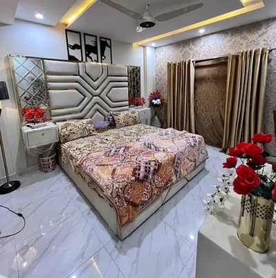 Studio phr day Sort Time available