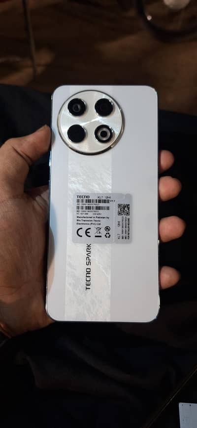 Tecno Spark 30 Pro with box full original 10/10