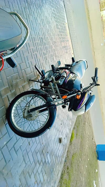 Honda prioder 100cc