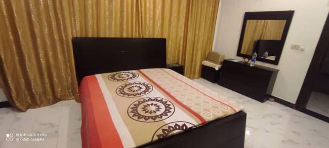 Double bed | bed set with side table and dressings