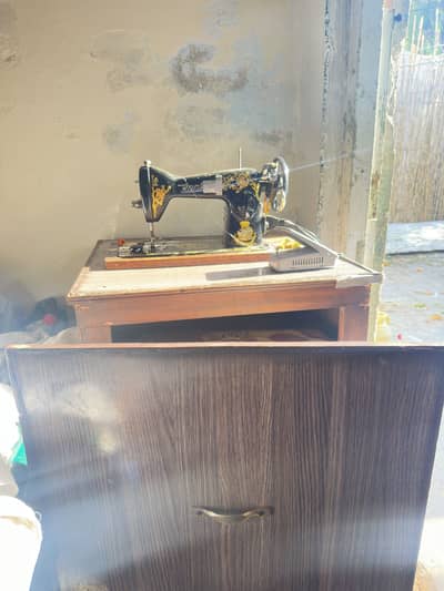 Sewing machine for sale with table
