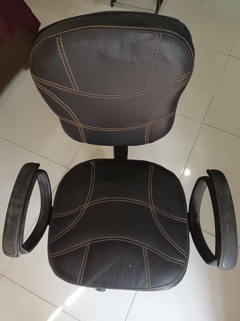 Computer chair 1