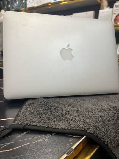 Macbook Air 2014 Lush condition