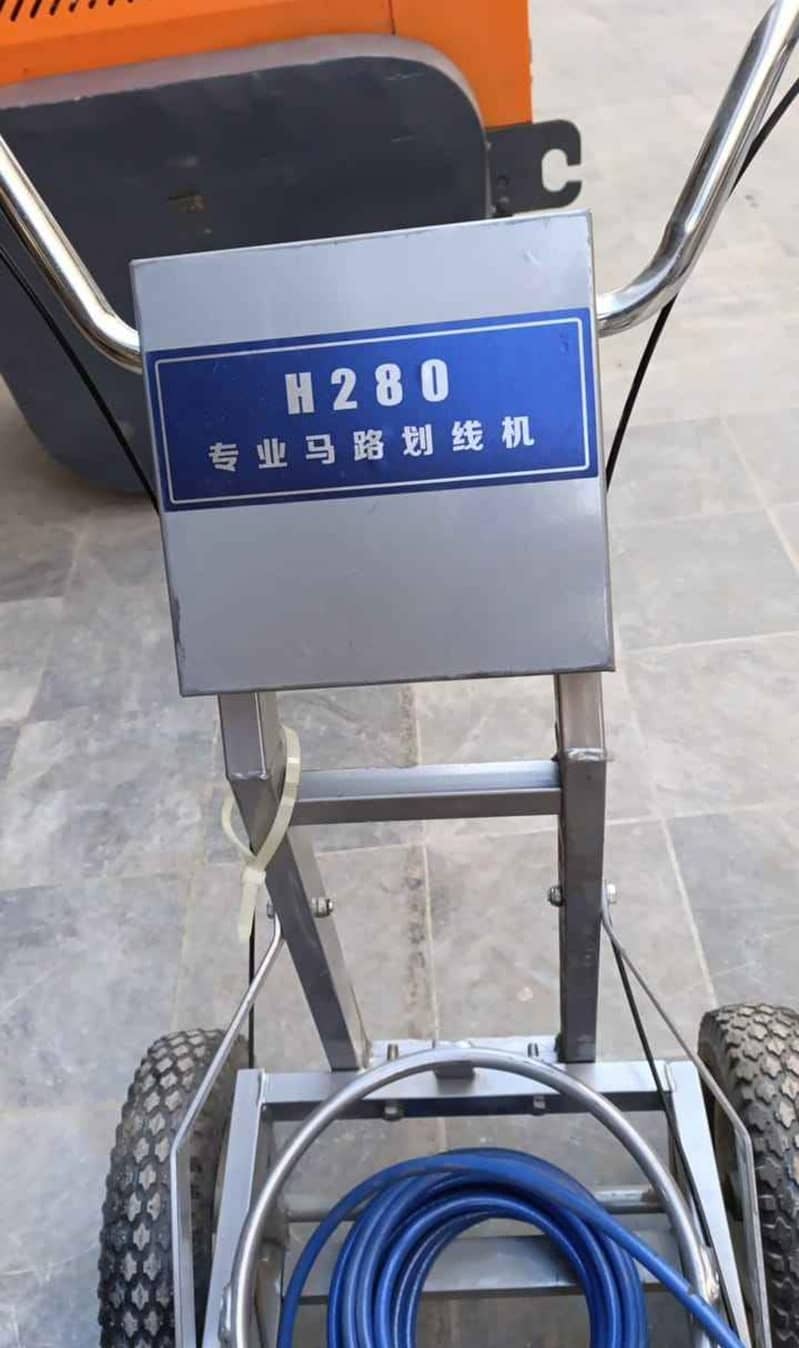Road marking machine 1