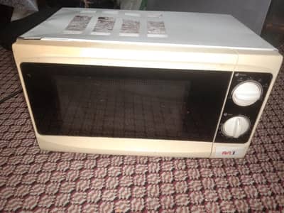 first 1 microwave oven