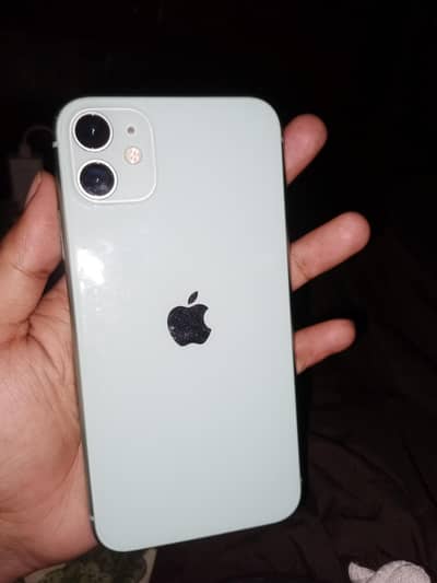 Iphone 11  water pack 10/10