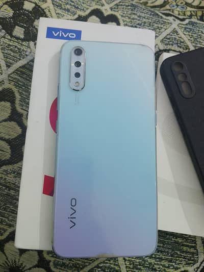 s1 vivo 4/128 cmplt box exchange possible. 03245475040