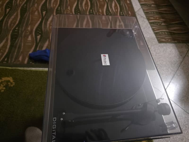 Project Turntable Essential  II 0