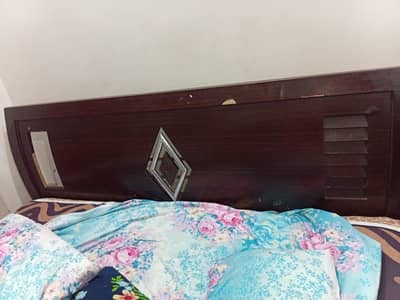 Bed Set With Almarii