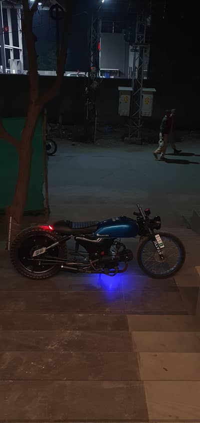 road prince 70 into Cafe racer