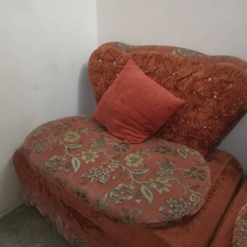 Sofa advertisement 3