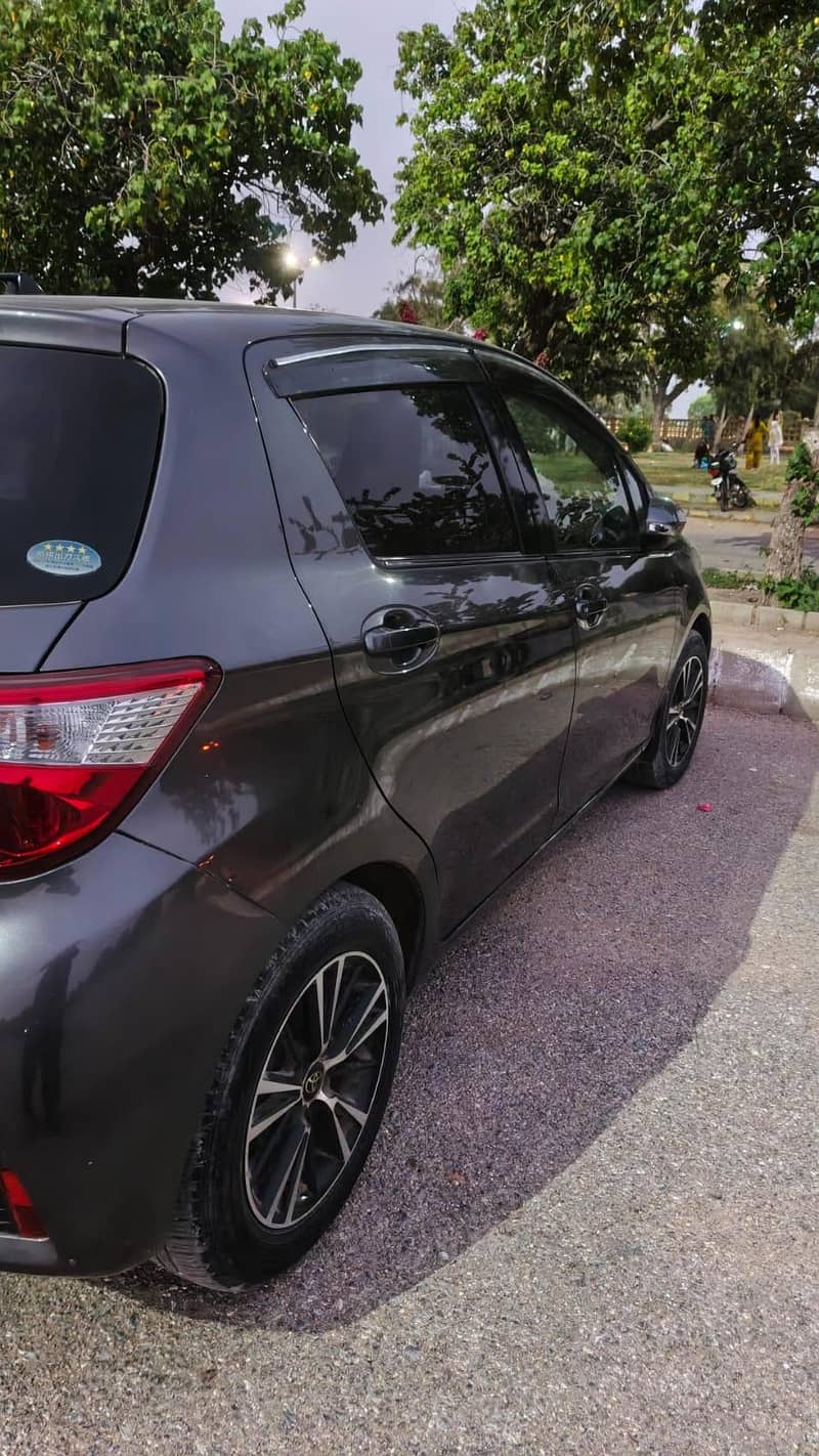 vitz 2018/2022 3