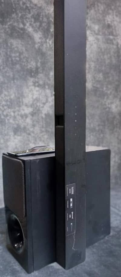 Sony HT-CT290 2.1-channel soundbar system.