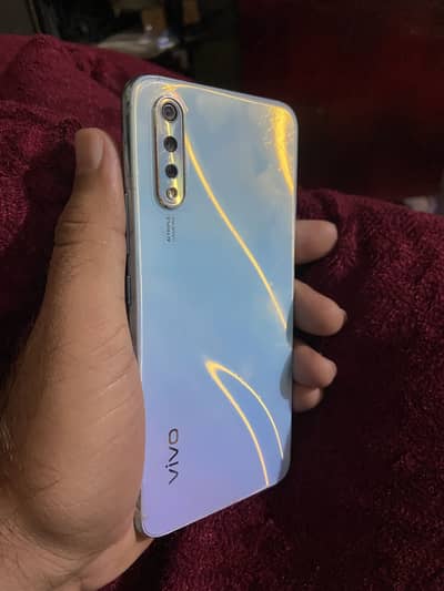 Vivo S1