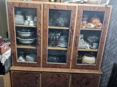 Showcase for sale In new condition