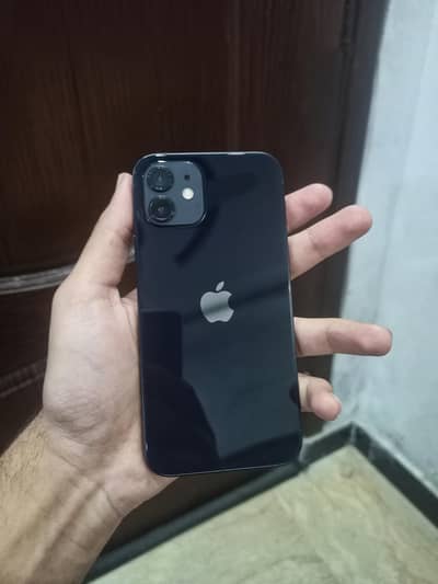 iphone 12 ,91 battery, waterpack with charger