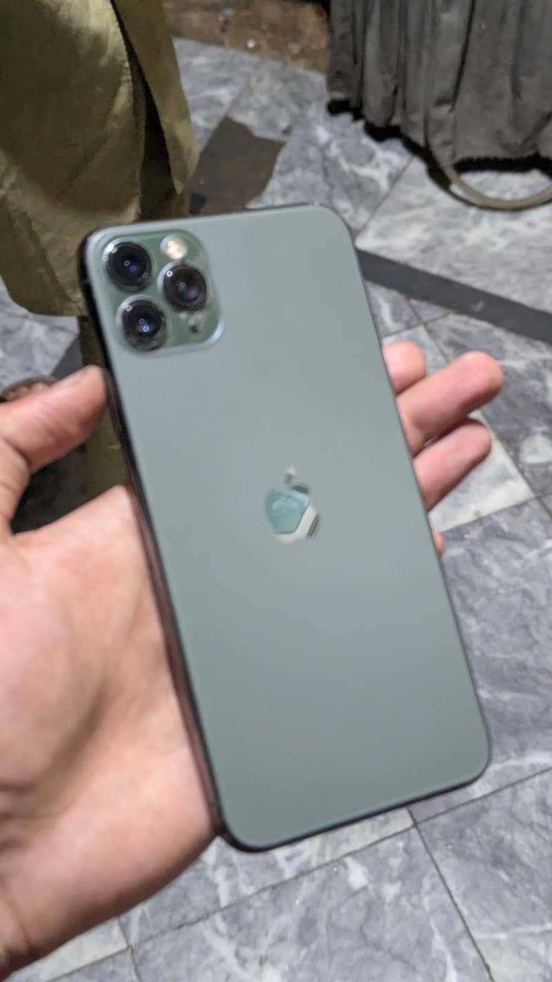 iphone 11 pro max 1