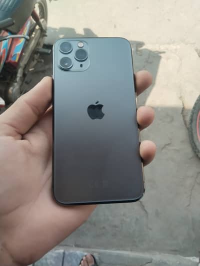 iphone 11pro (256Gb)
