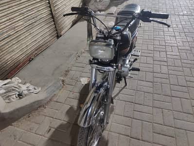 1 rupa ka kam Ni hai 2nd onwer bike hai