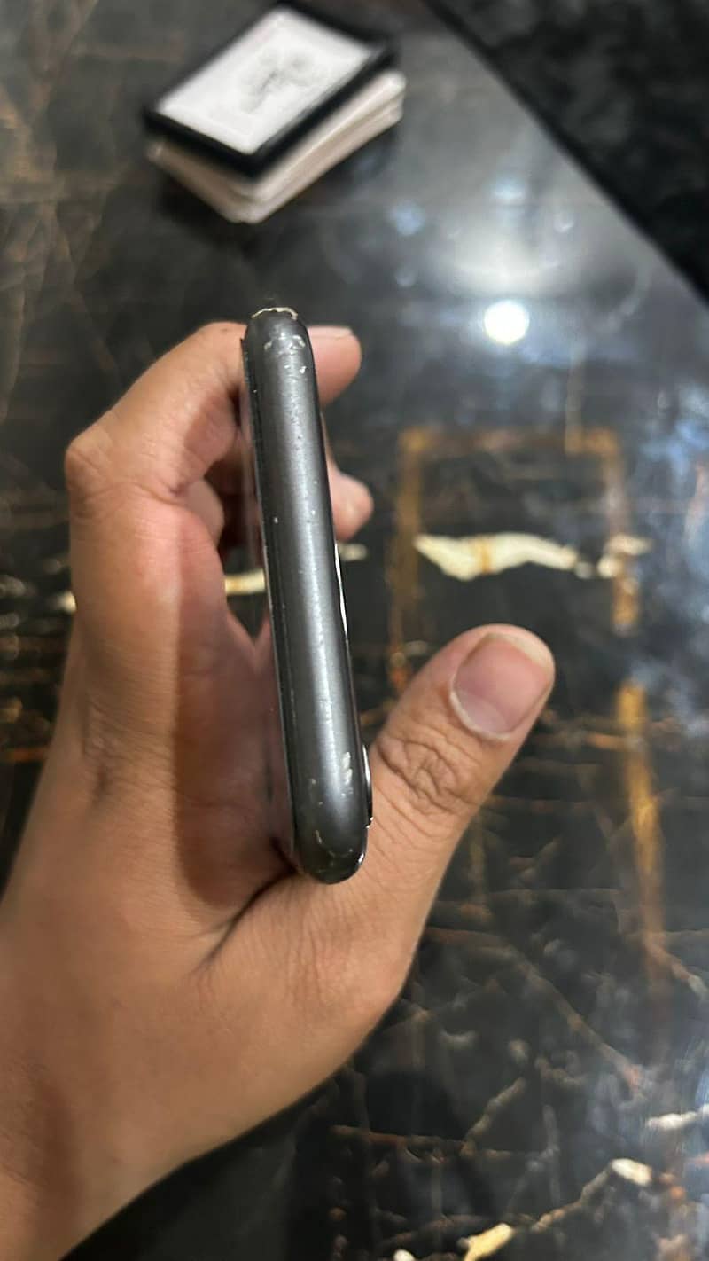iphone 11 0