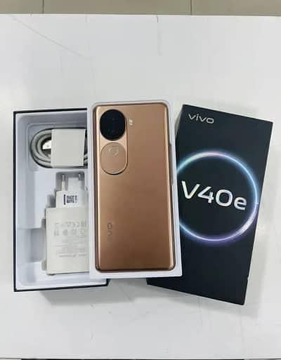 Vivo V40E-5G 8 Month Warranty like box 10/10 Full Box