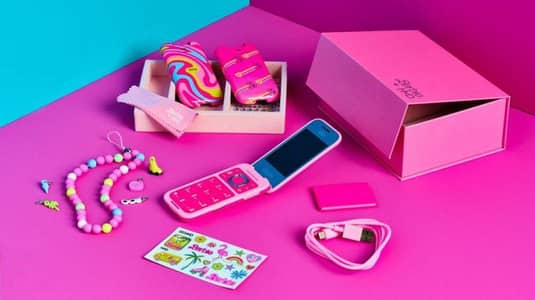 Nokia Barbie HMD flip mobile