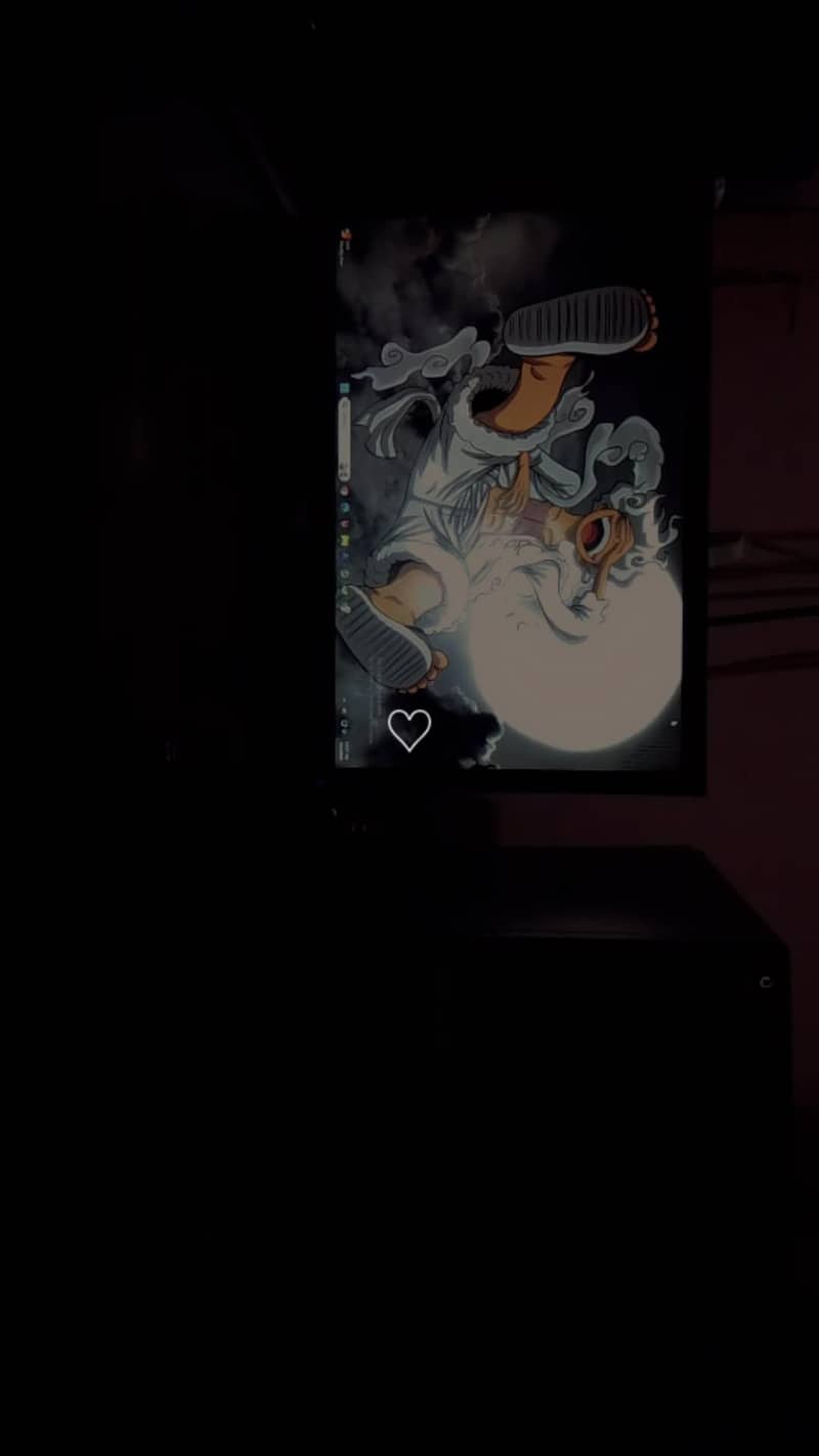 Dell Pc With CPU, KEYBOARD, MOUSE 10/10 CONDITON WITH WOODEN DESK 5