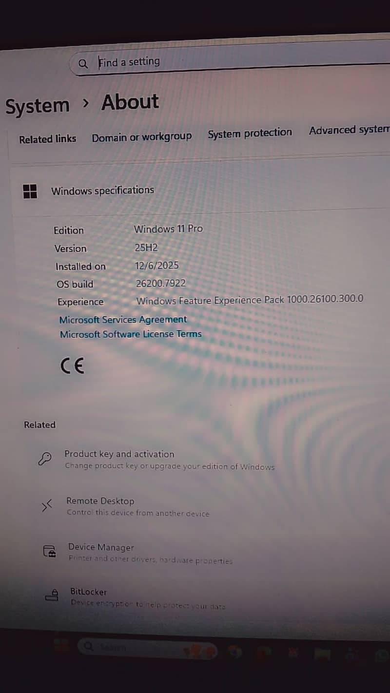 Dell Pc With CPU, KEYBOARD, MOUSE 10/10 CONDITON WITH WOODEN DESK 7