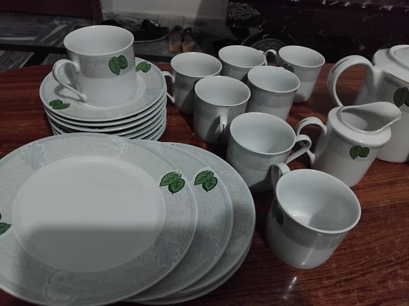 Complete Dinner Se complete dinner set 4