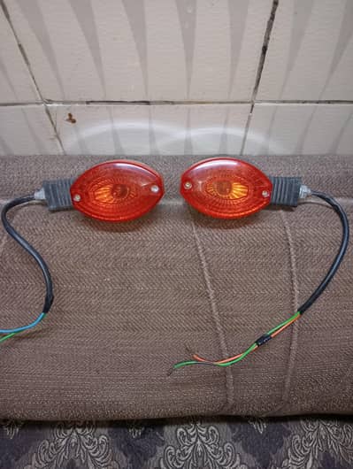 Urgent Sale original Honda 125 Indicators  in low price