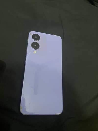 Vivi y17s (6/128) with box