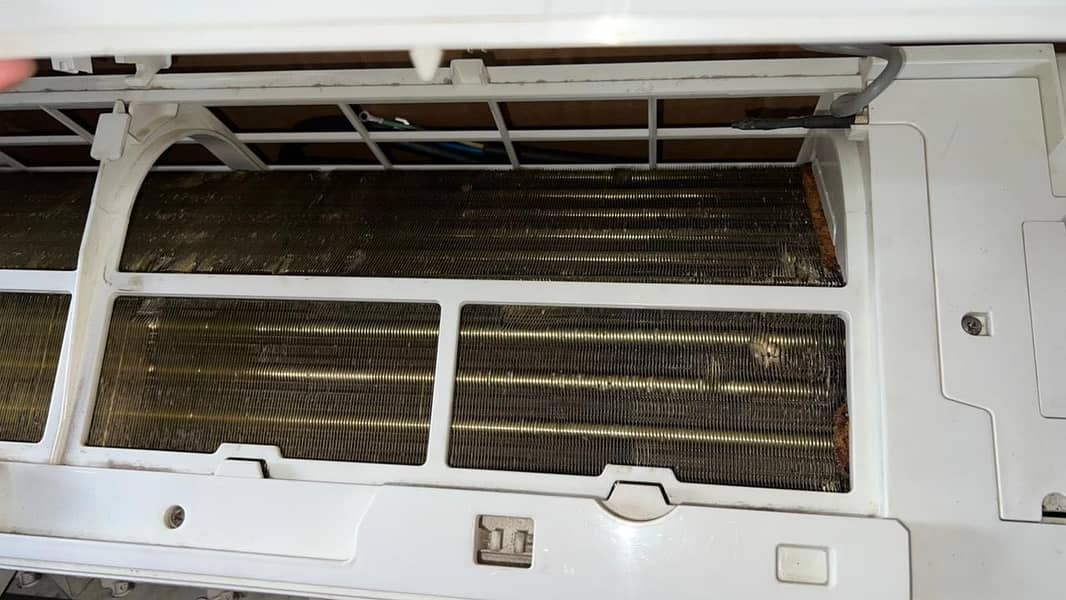 Haier 1.5 Split Inner Only 3