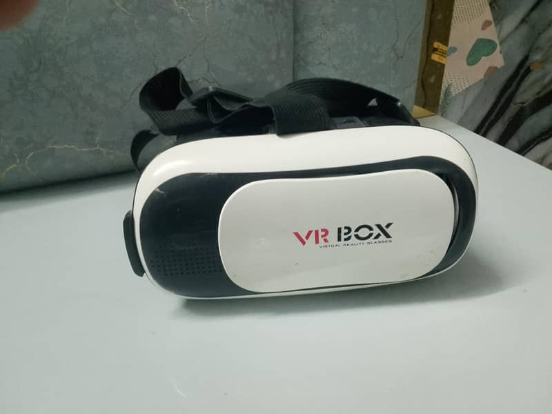 VR Box 0