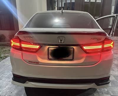 Honda city 1.5 aspire cvt 2022 white
