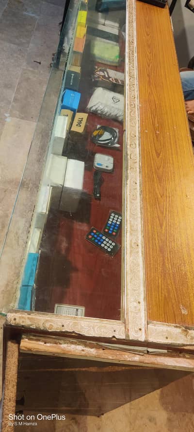 Comunication shop counter