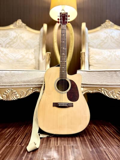 Hofner Semi-Acoustic Full Size Guitar, D’Addario Strings & Accessories