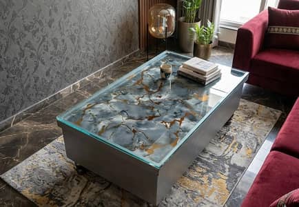 Center table with 12 mm glass