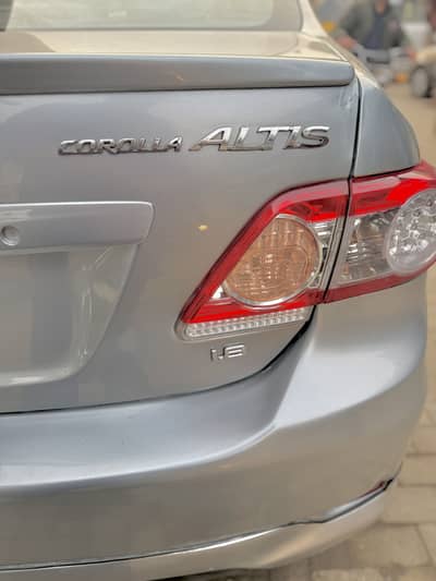 Toyota Altis 1.8 Crustronic