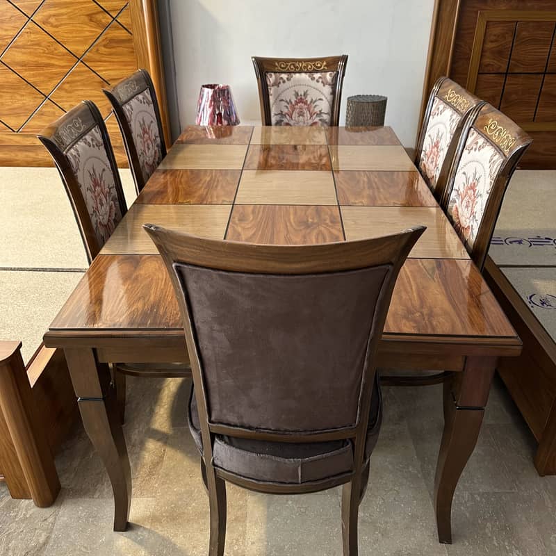 6 seater dining table 3