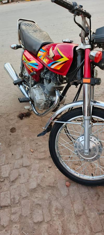 2013 model in good condition 03035513935