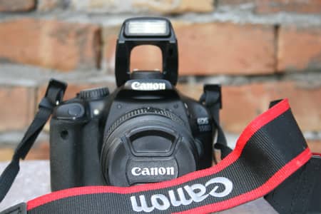 Canon 550D DSLR Camera