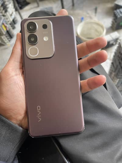 Vivo Y29 8+8/128 Gb in 4 almost 4 months warranty