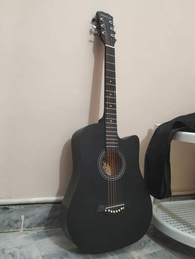 aucostic guitar