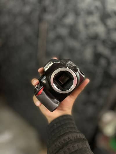 Nikon 3100 DSLR With 2 Lens Lenses