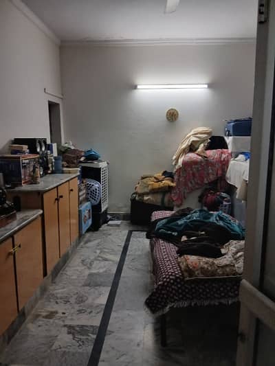 10 MARLA UPPER PORTION FOR RENT IN WAPDA TOWN PHASE 1